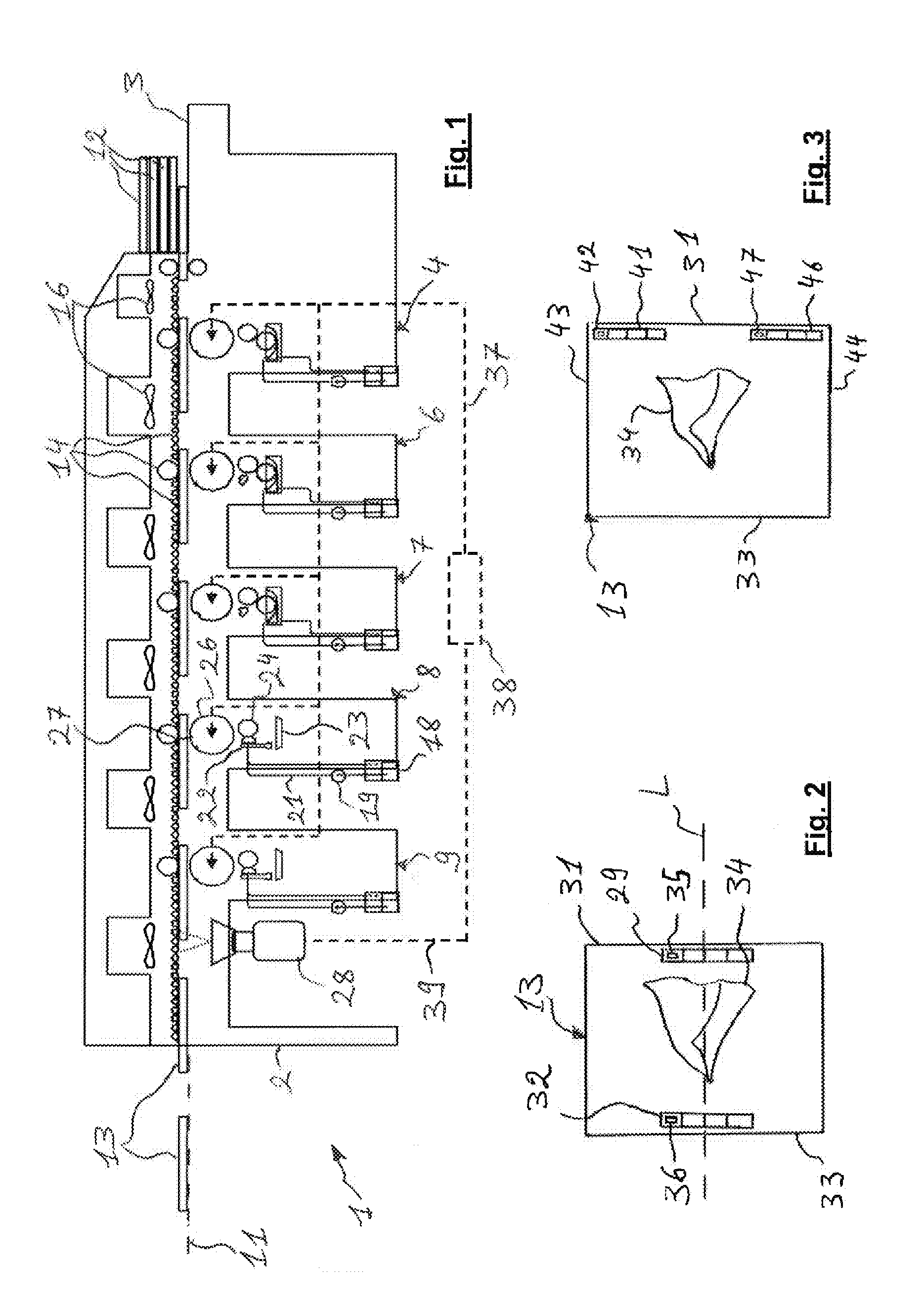 Method and arrangement for registering colors for a printing machine