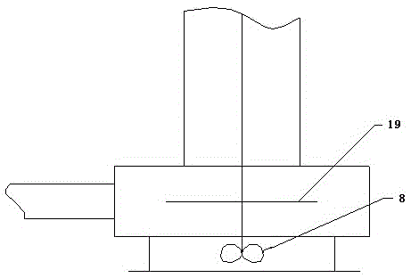 A closed anti-sedimentation coating machine