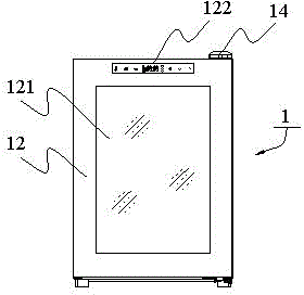 A control method for maintaining fluidity of beverages within the temperature range of ice crystals, an ice crystal beverage cabinet and a control method thereof
