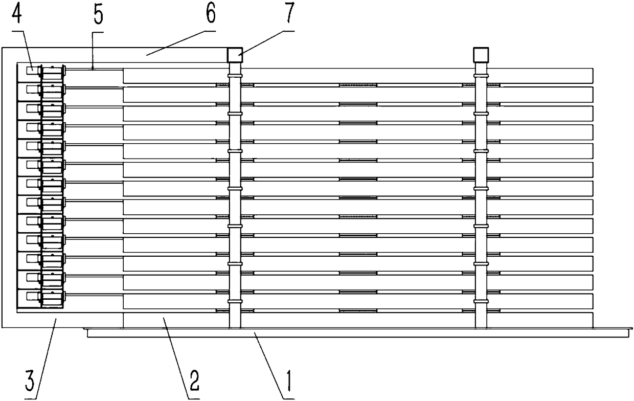 Method and device for testing large horizontal displacement of soil when laminated shear-type model soil box is applied to shaking table test of underground structure