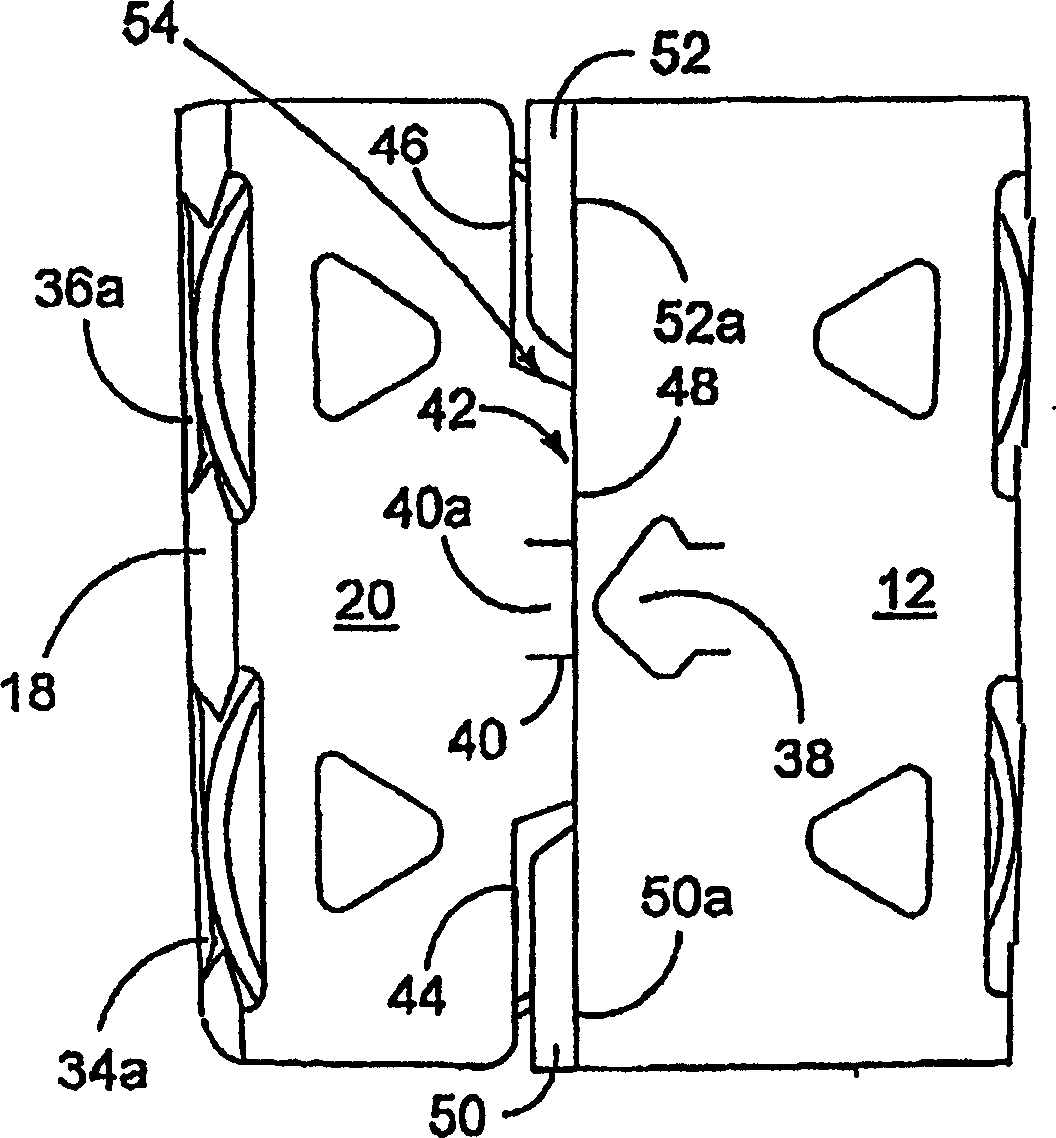 Carton with overlapped base panels and blank therefor