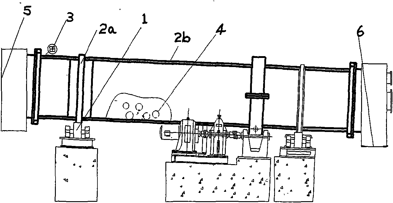 Method for preparing gypsum powder by microwave activation