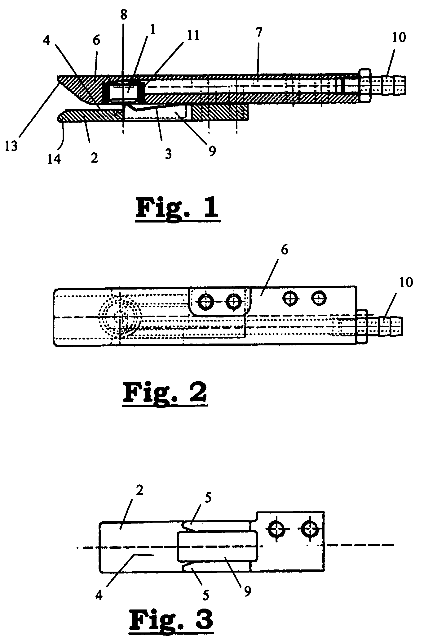 Pneumatically controllable weft thread clamp for a weaving machine