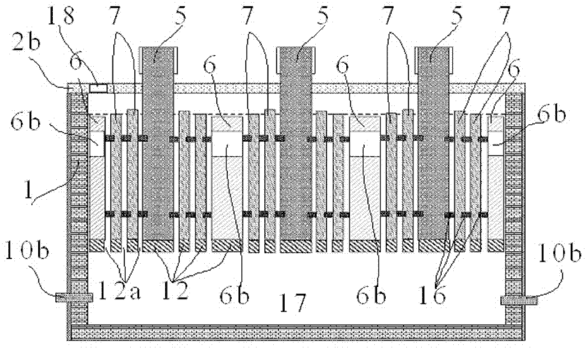 Device for generating metal magnesium by electrolyzing magnesium chloride
