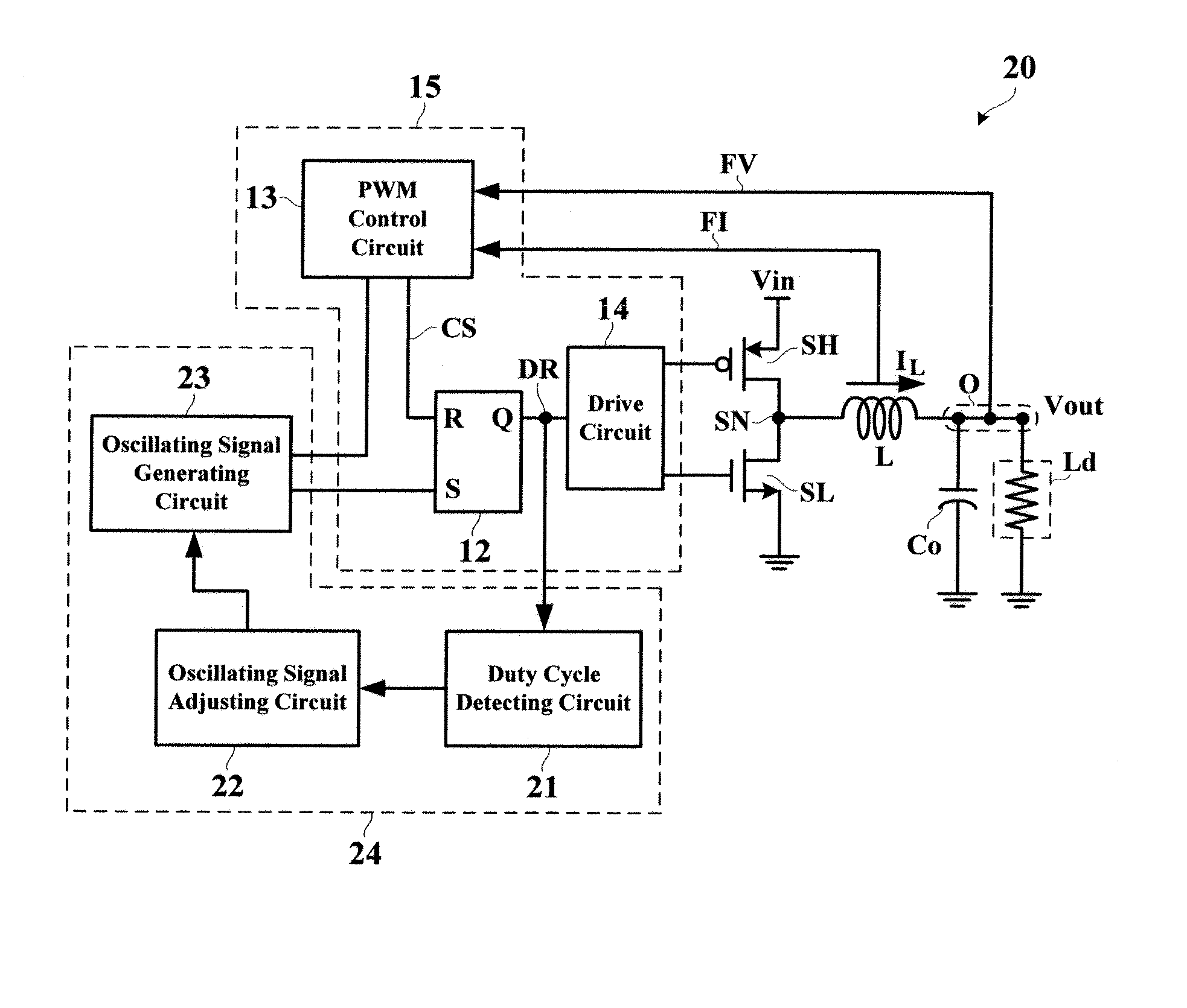 Switching voltage regulator with an improved range of input voltage