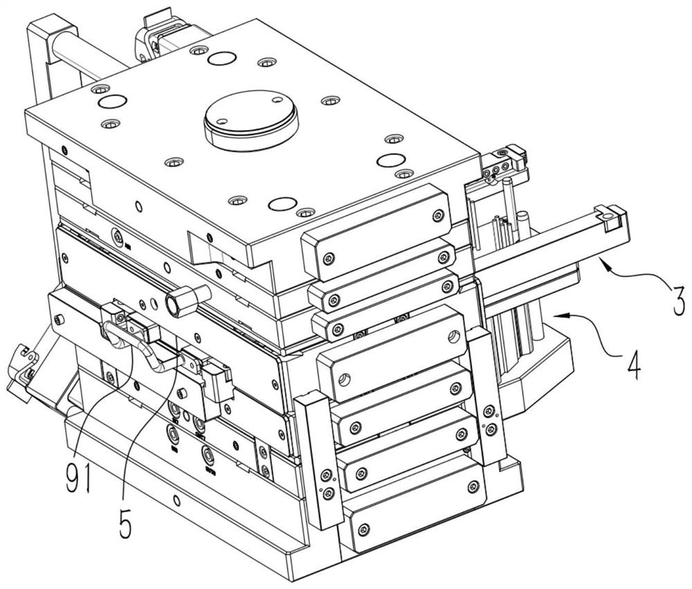 Injection mold capable of being ejected out of mold