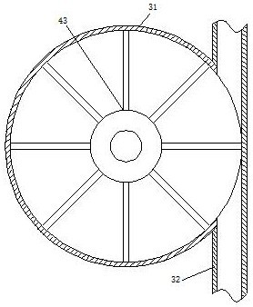 A closing device for the opening of the hull anchor hole outer plate