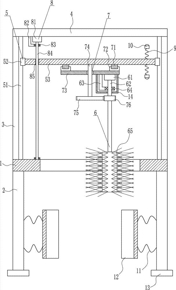 Efficient cleaning device for chemical raw material bucket