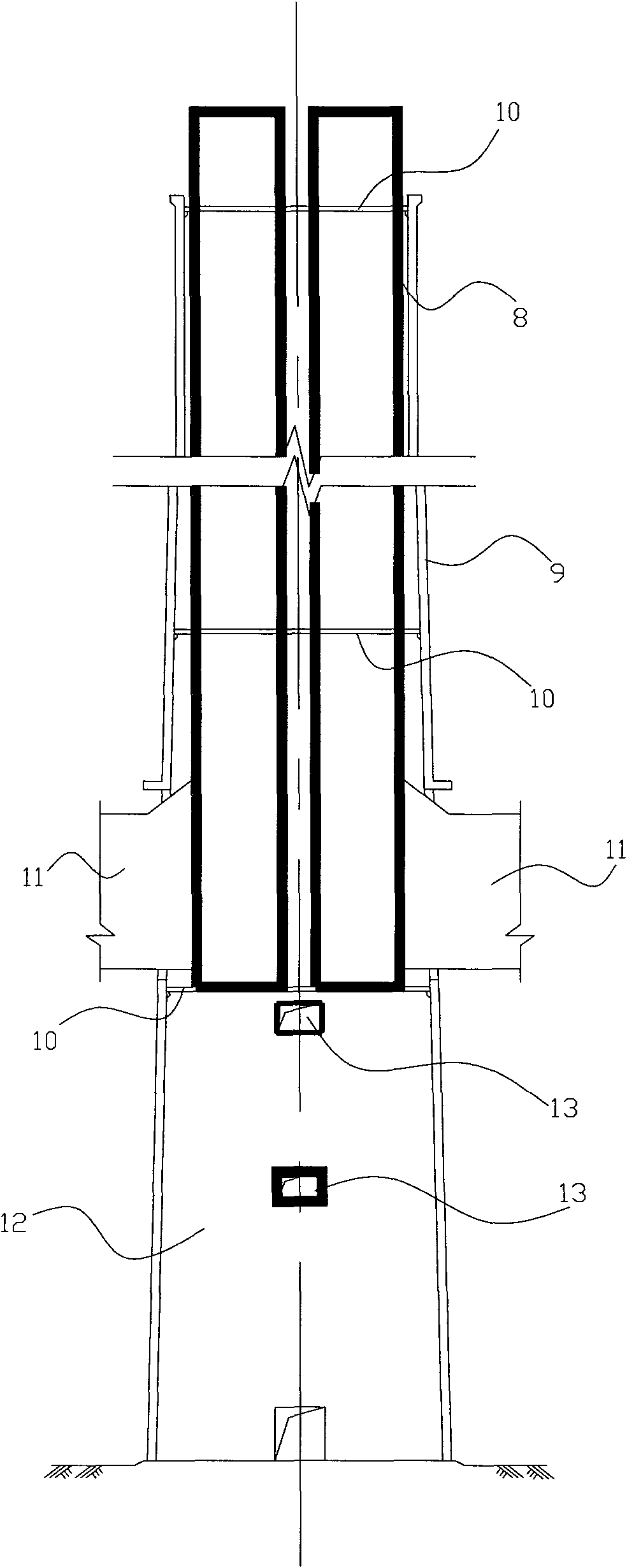 Chimney-penetrating coal-transportation trestle and coal transportation system thereof