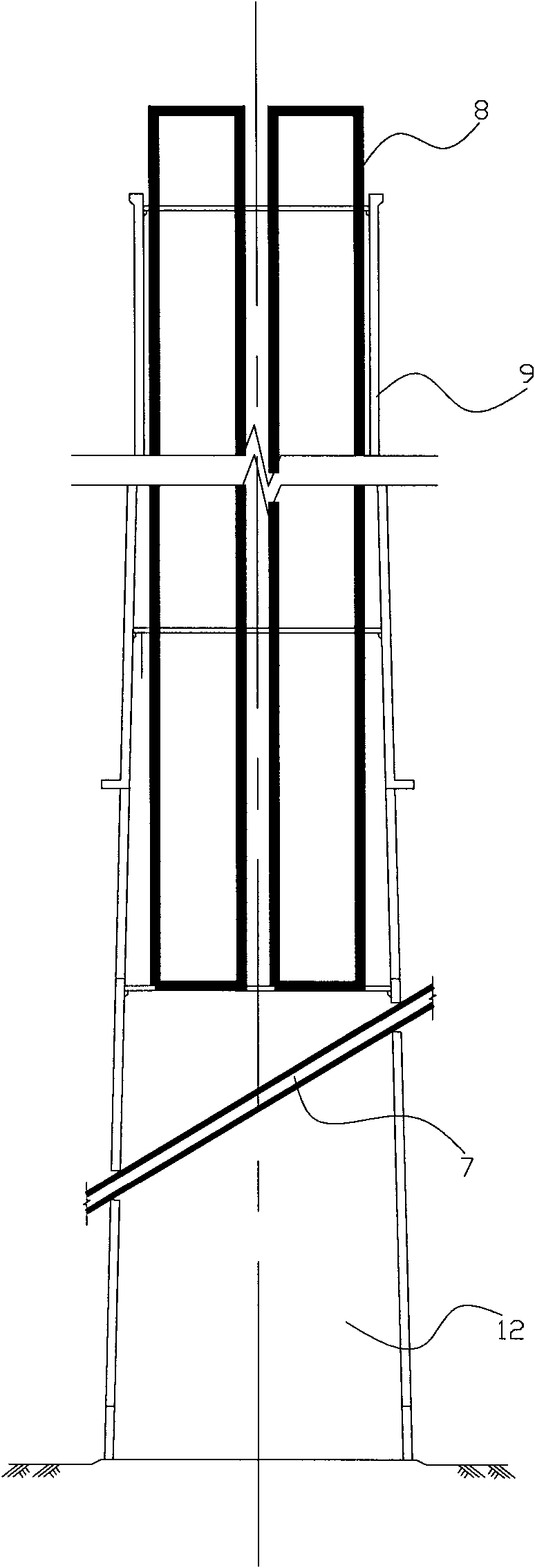 Chimney-penetrating coal-transportation trestle and coal transportation system thereof