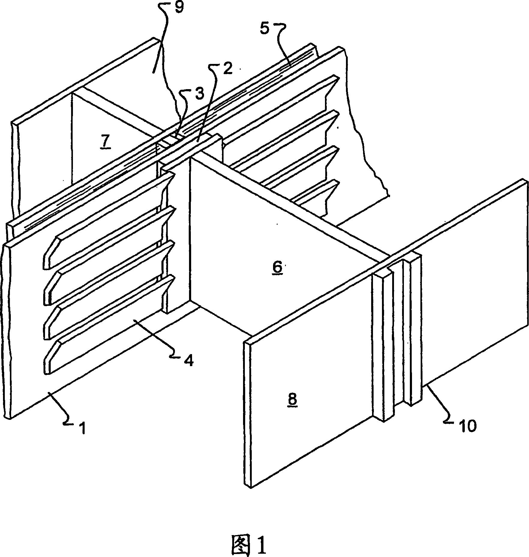 Electrolytic cell with enlarged active membrane surface