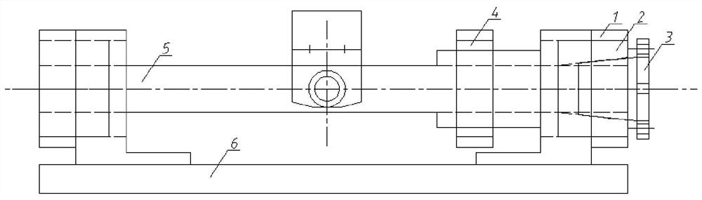 Ship model heel locking device and moment measuring method