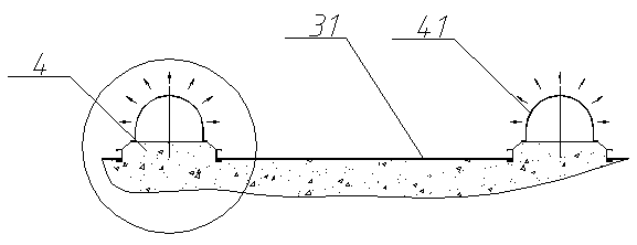 Full vibration discharge silo and silo vibration discharge method