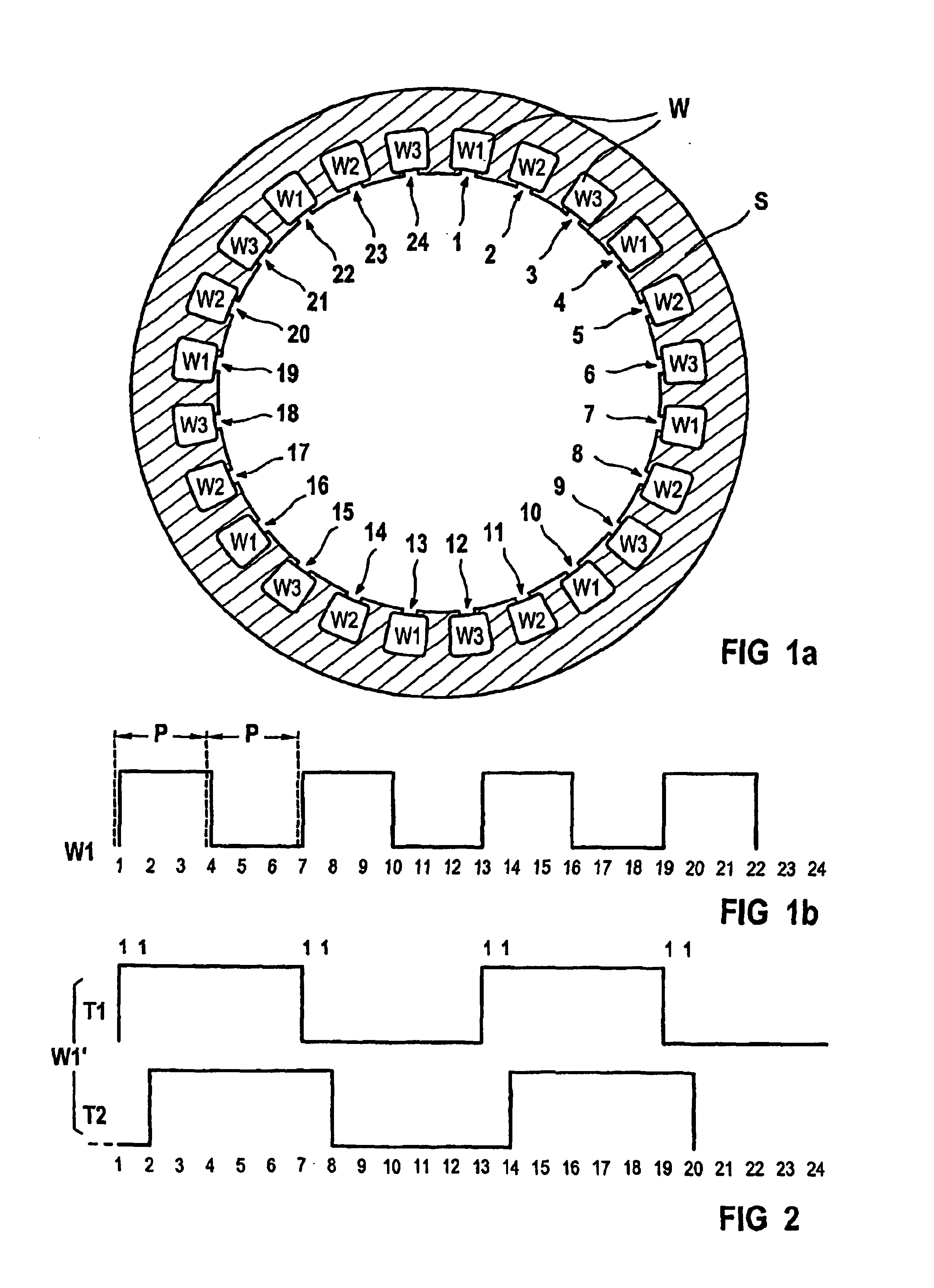 Pole winding pattern having parallel wound paths