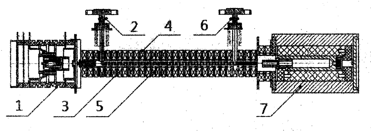 Terahertz cascaded traveling wave tube frequency doubling device and manufacturing method thereof