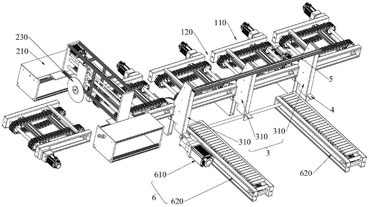 On-line cutting and stacking device for manufacturing prefabricated plates from industrial solid wastes
