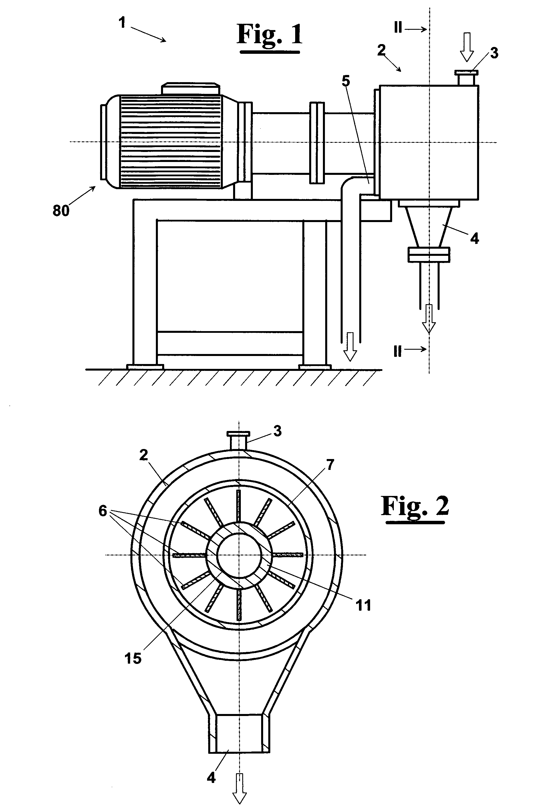 Machine for extracting puree or juice from an animal or a vegetable product with high efficiency and low consumption