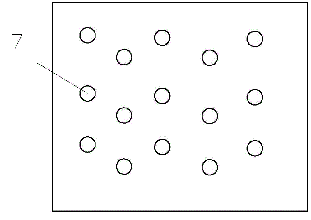 Drying device allowing temperature distribution in heating area to be controlled automatically