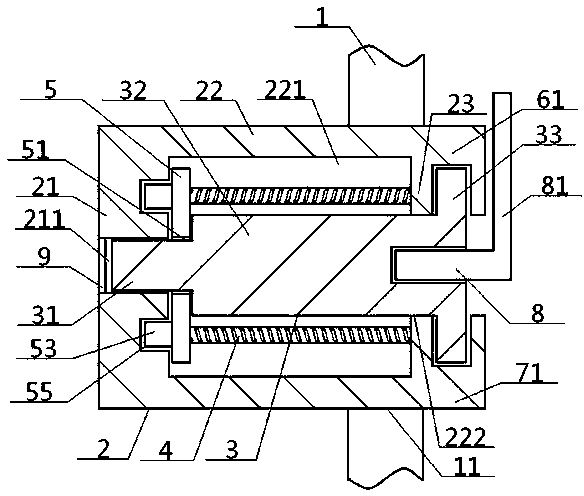 Stretching clamping type engine oil pan oil drainage blocking system and method for applying same