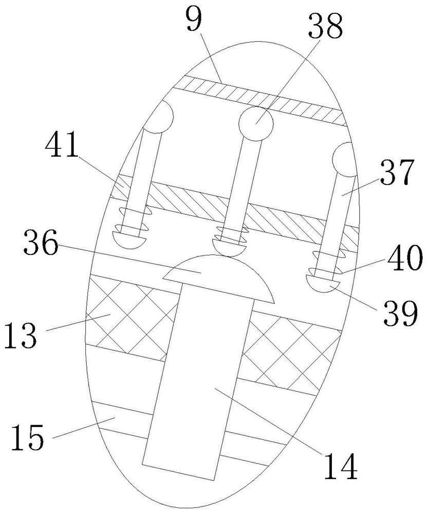 A laterally fixed comb frame for tower library