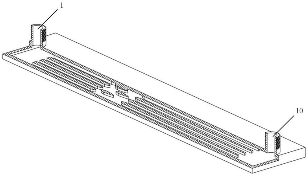 Channel structure capable of inhibiting supercritical fluid flow distribution deviation