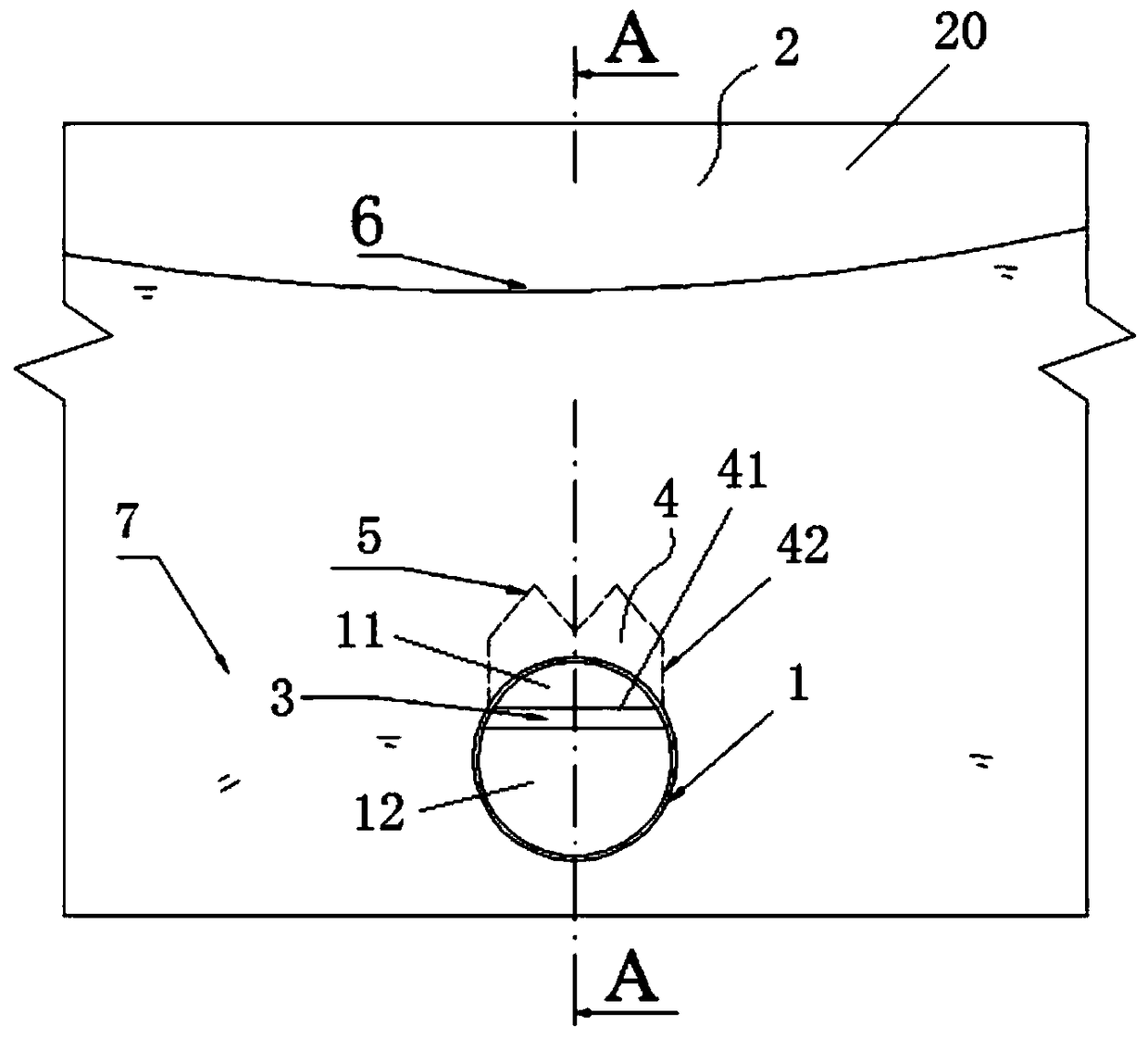 A liquid discharge structure and a closed container with the liquid discharge structure