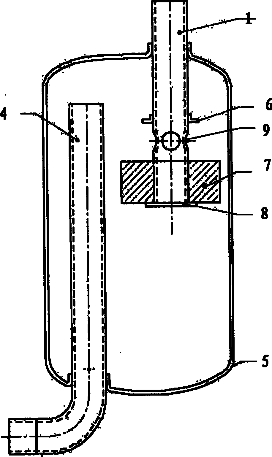 Floater type liquid container