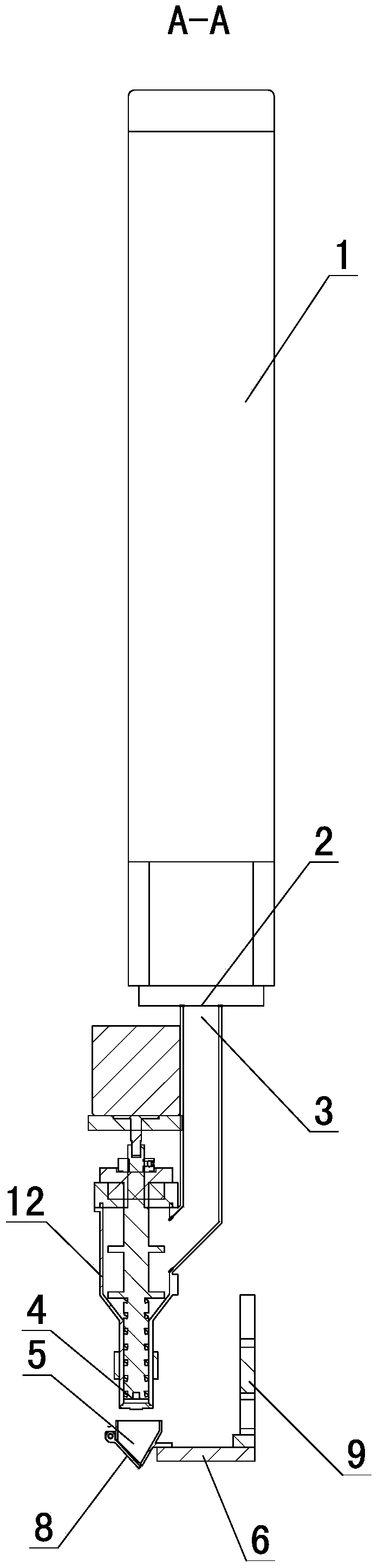 An automatic dispensing device for bulk traditional Chinese medicine