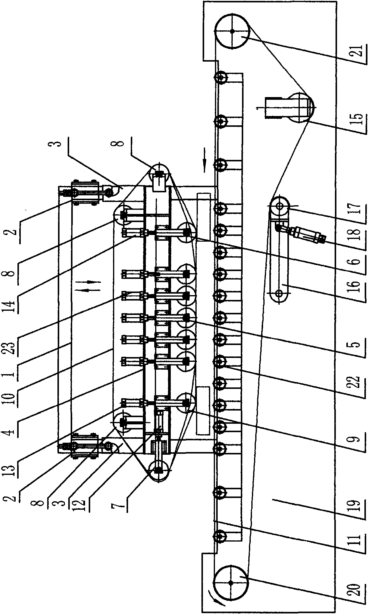 Full-automatic continuous conveying mechanism with automatic compacting device
