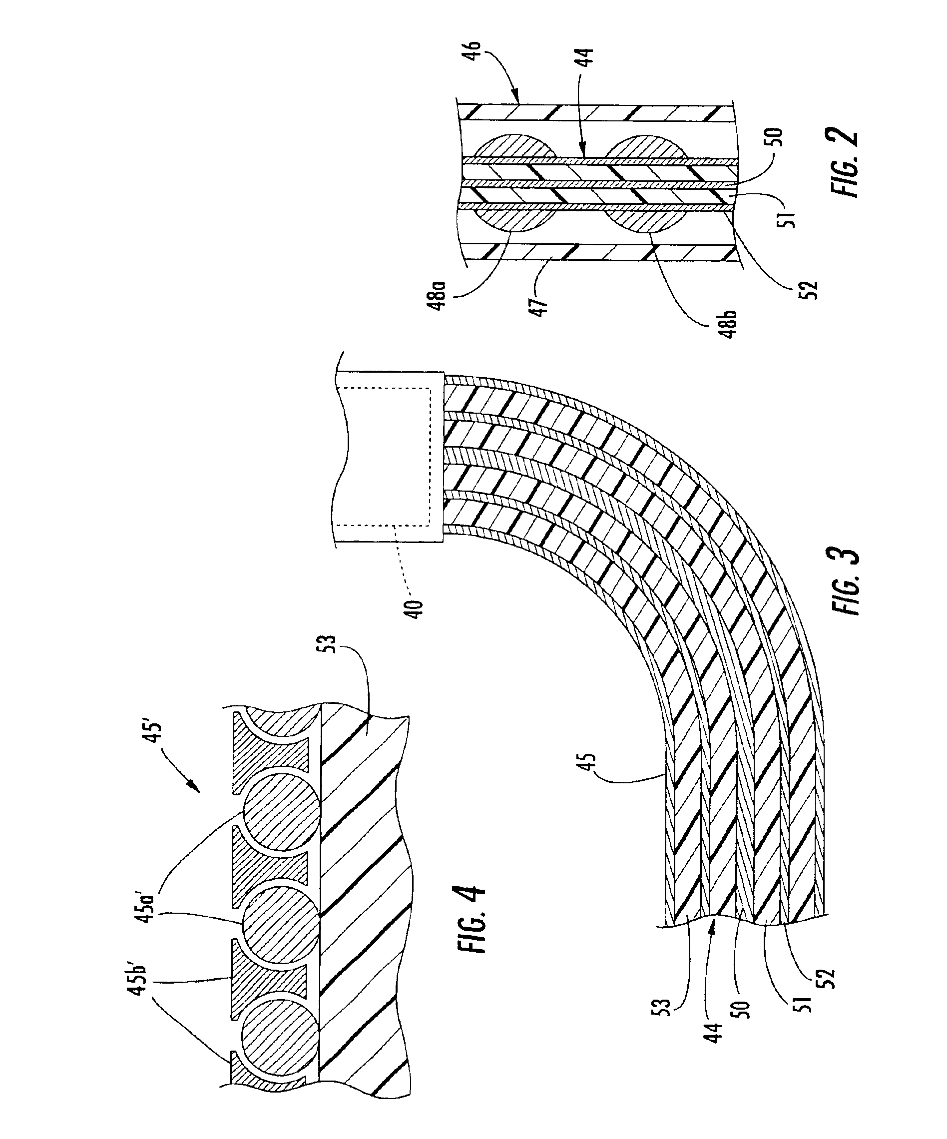 Broadband dipole antenna to be worn by a user and associated methods