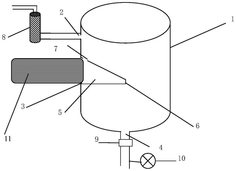 Real-time sampling device for detecting methane in fracturing flow-back fluid