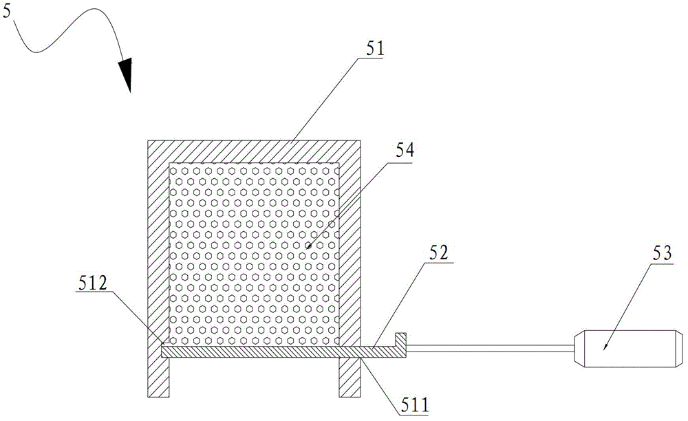 An automatic material mixing device