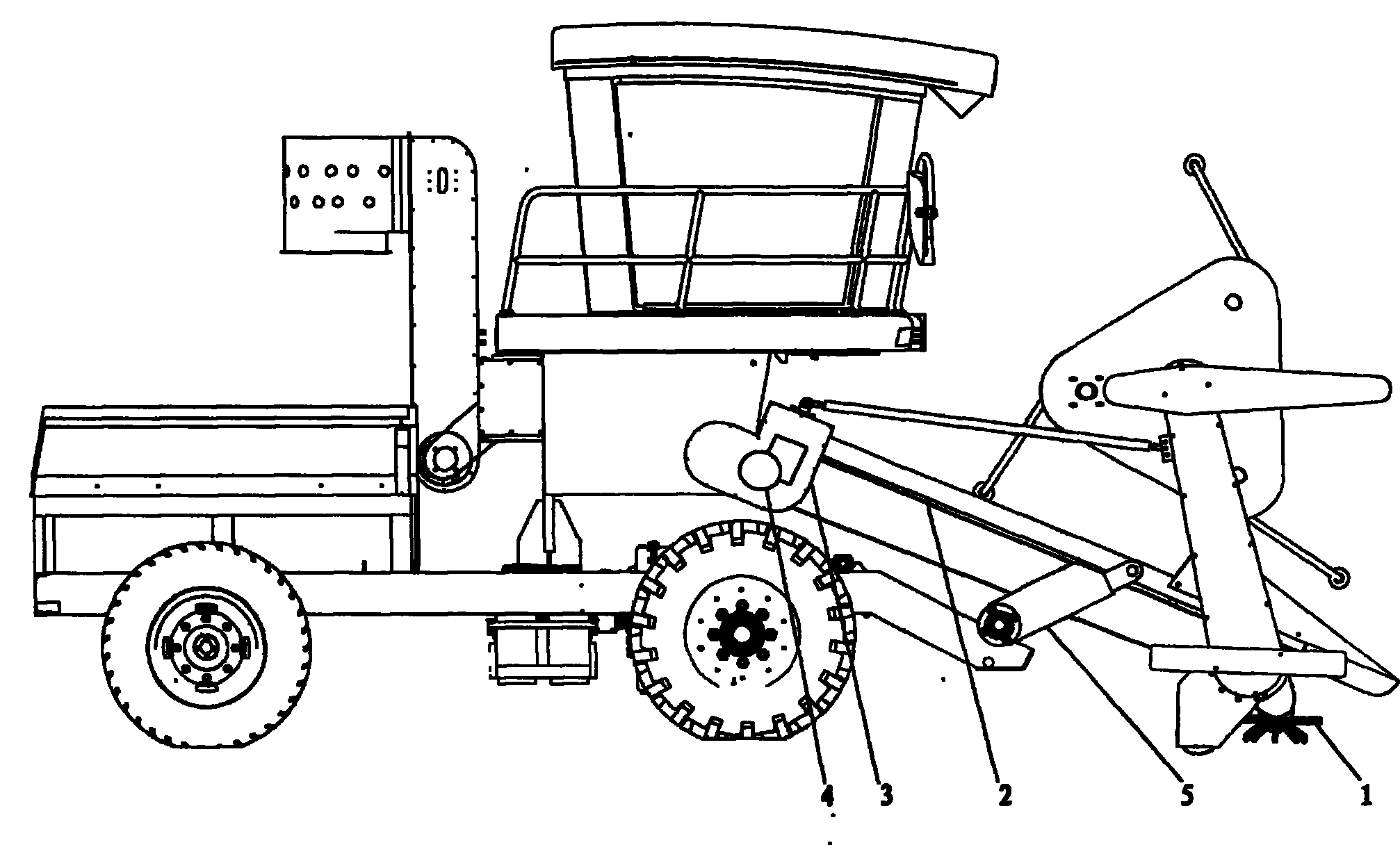 Telescopic harvester cutting bench