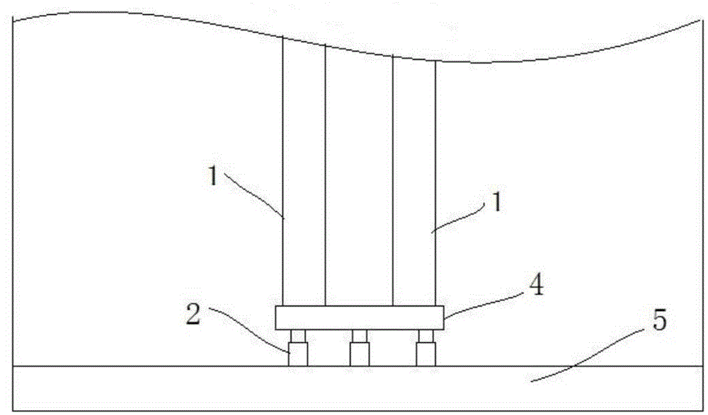 Reinforced concrete inner support with pre-stressed loaders for supporting foundation pit