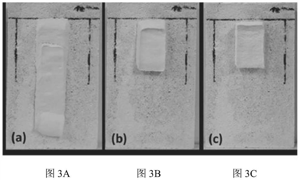 Decontamination paste and method for decontaminating a substrate made of a solid material using said paste