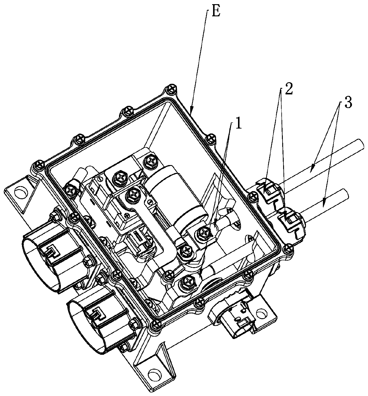 Plug adopting plastic package terminal component and self-sealing bolt locking power connector