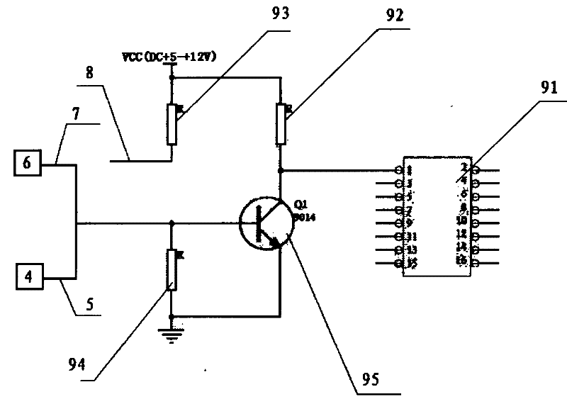Water level control circuit used for heating purified water and heating container