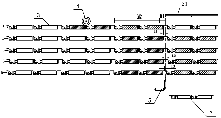 Traction film-pulling compensation detection device and method