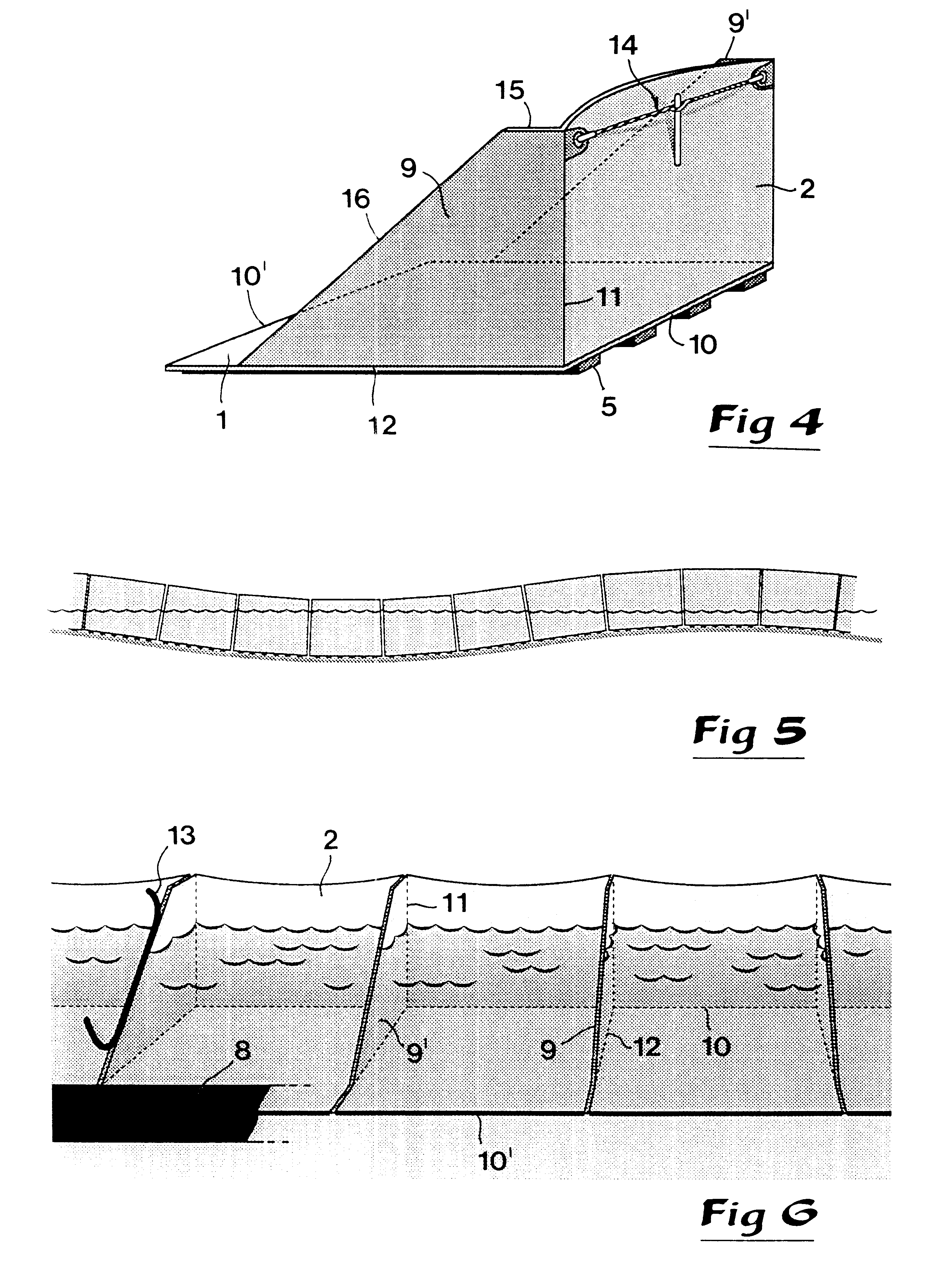 Damming device for erecting a liquid-damming protective bank