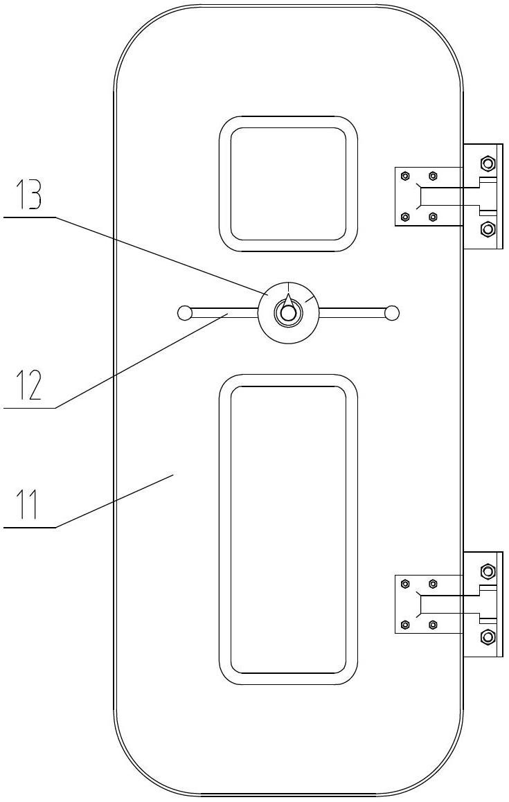 Novel air-tight door with linkage synchronous lock