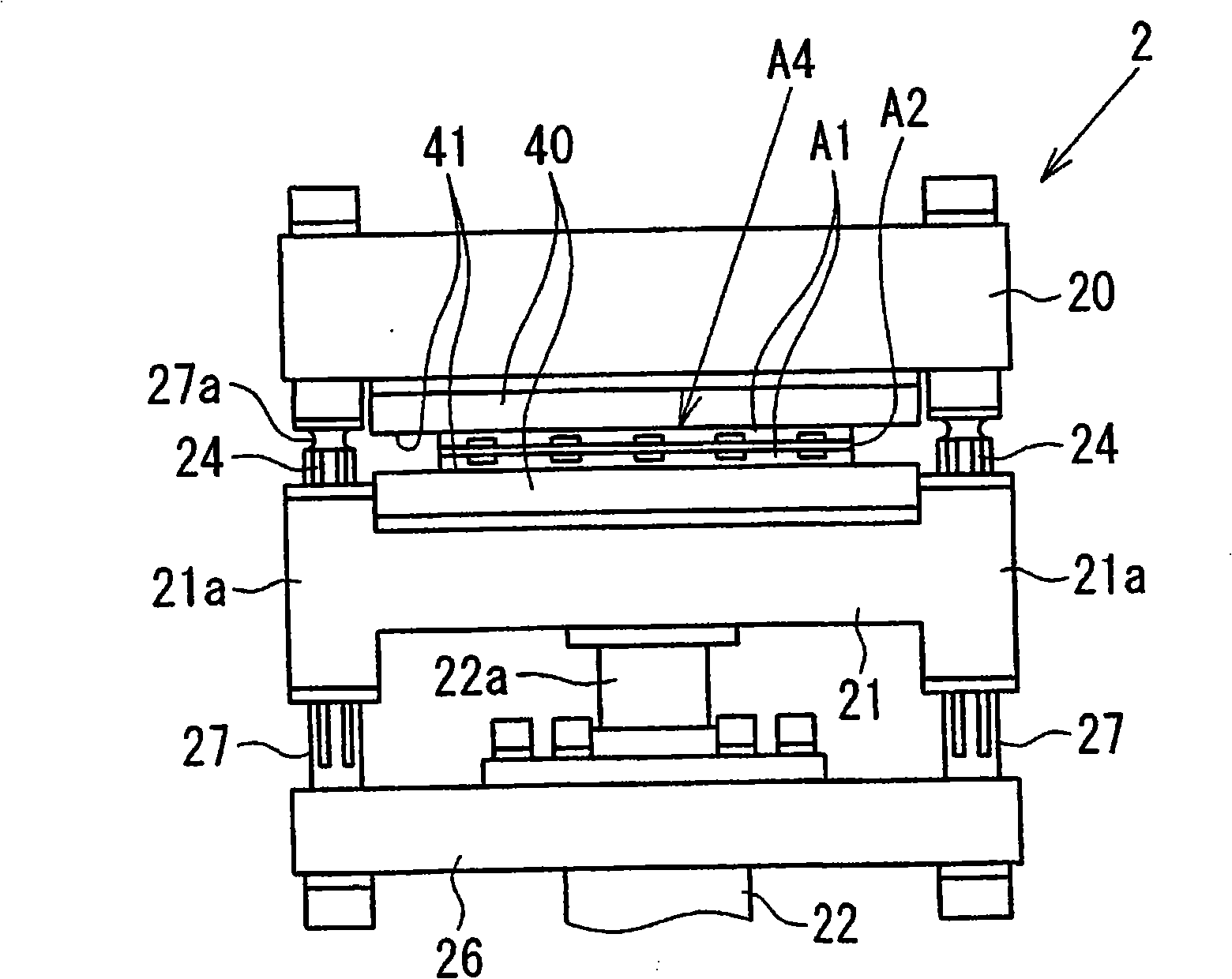 Laminated moulding device and laminated moulding method