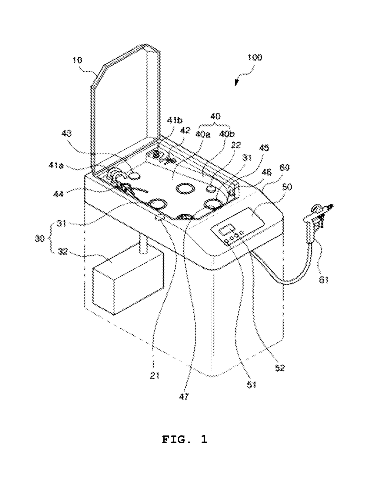 Apparatus for sterilizing food or medical appliance and method of using the apparatus