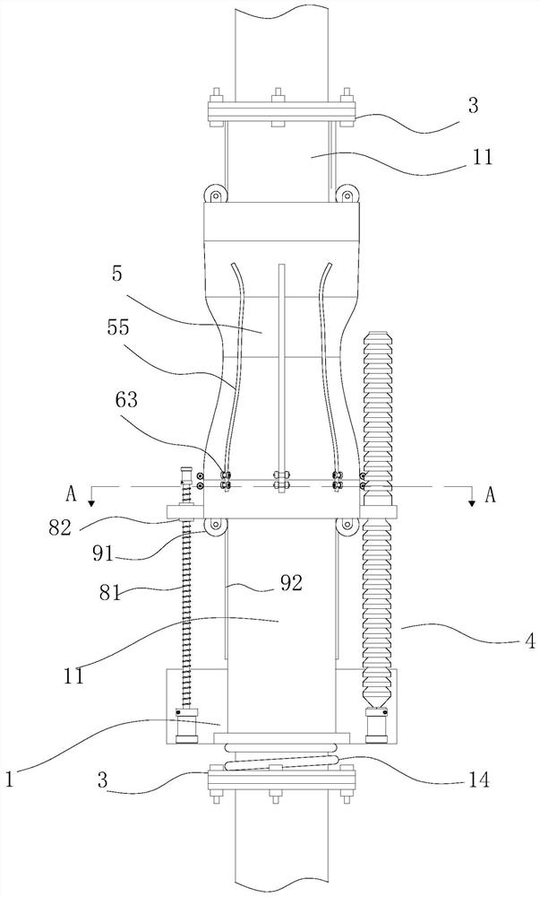 High-precision adjusting device for size of pipe section