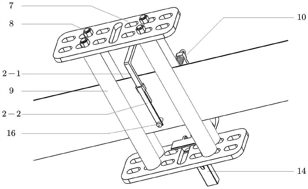 Pulsed eddy current detection device for thickness of stainless steel band