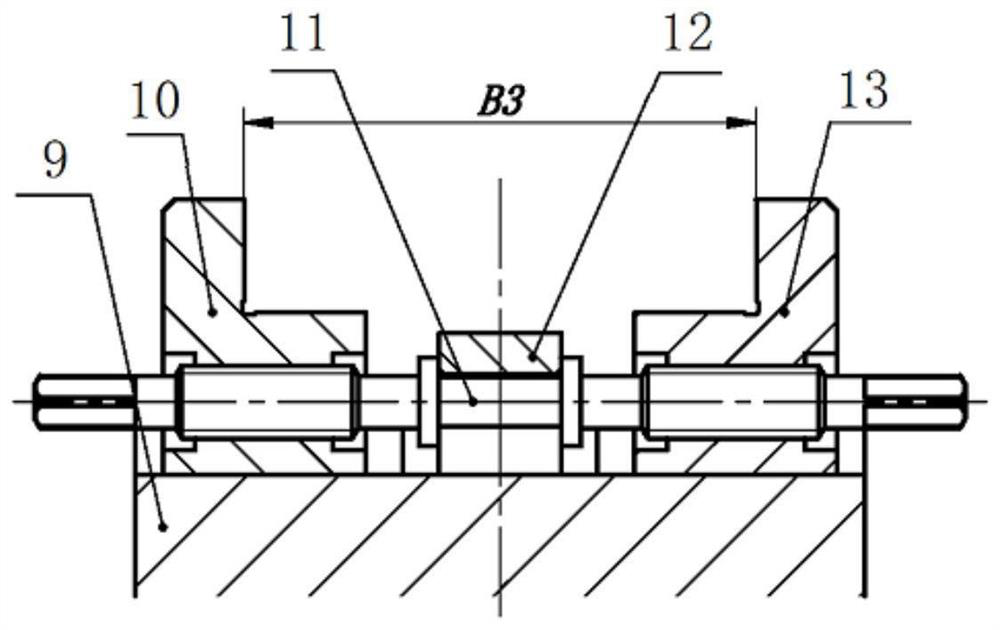 An automatic centering clamping device