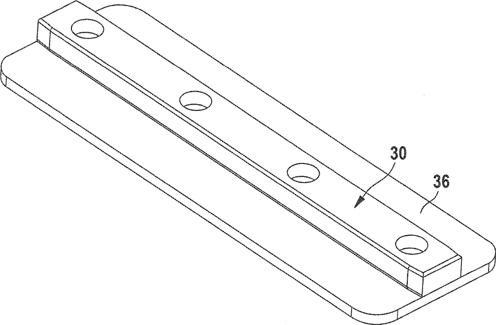 Chain links, conveying elements, and devices for compressing tobacco, rods or the like
