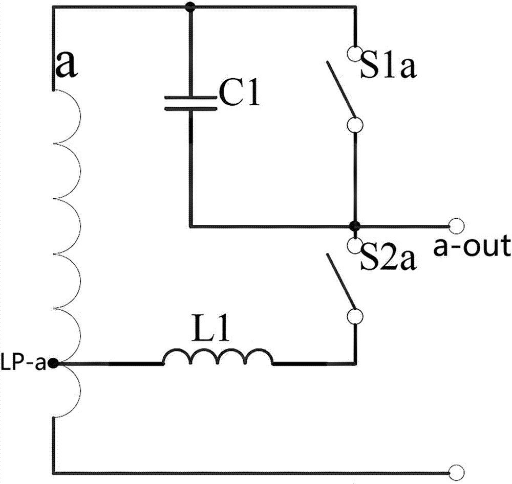 Short-circuit fault current-limiting transformer