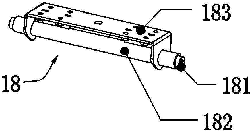 A platform type crawler and an automatic leveling method