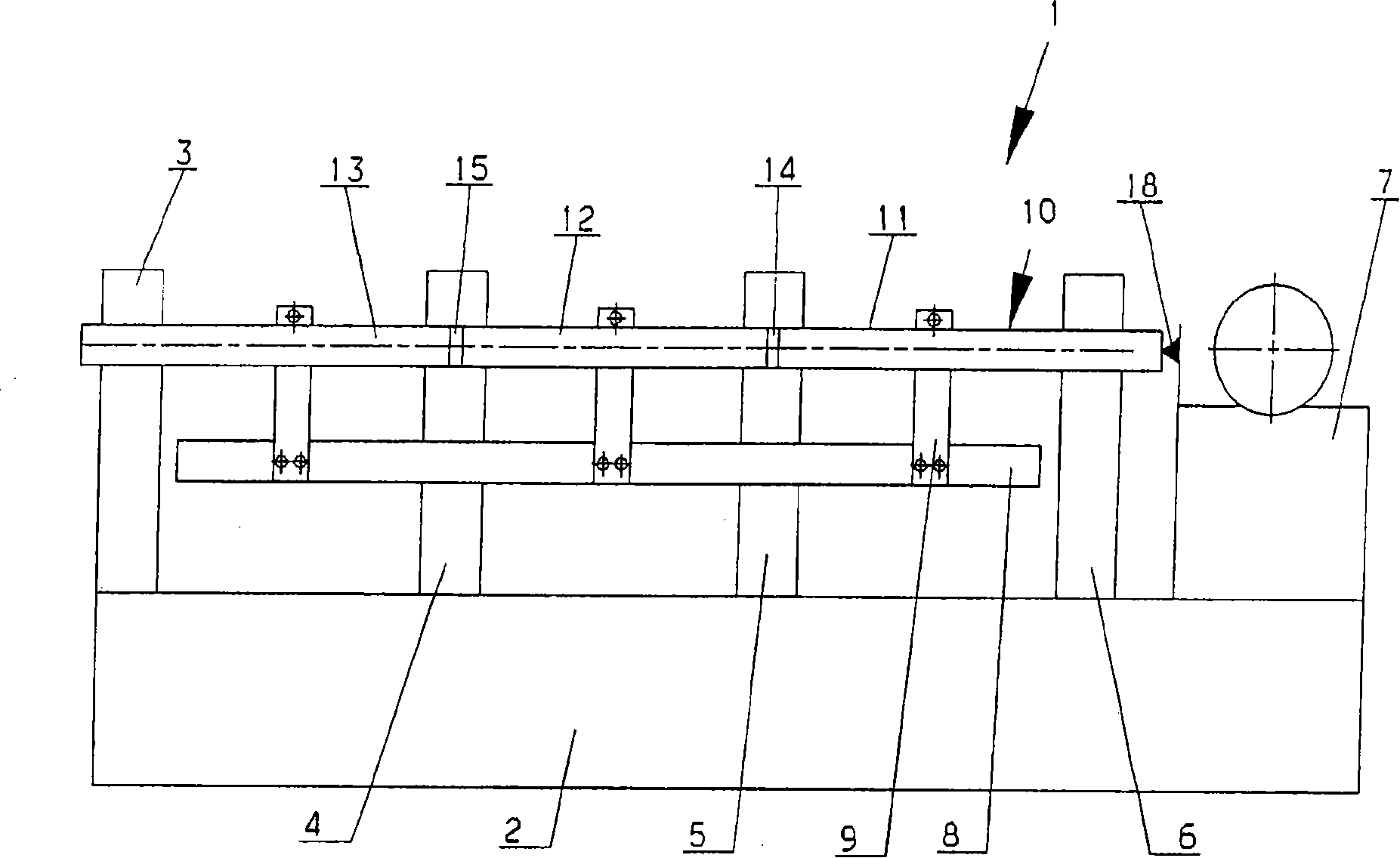 Warp knitting machine