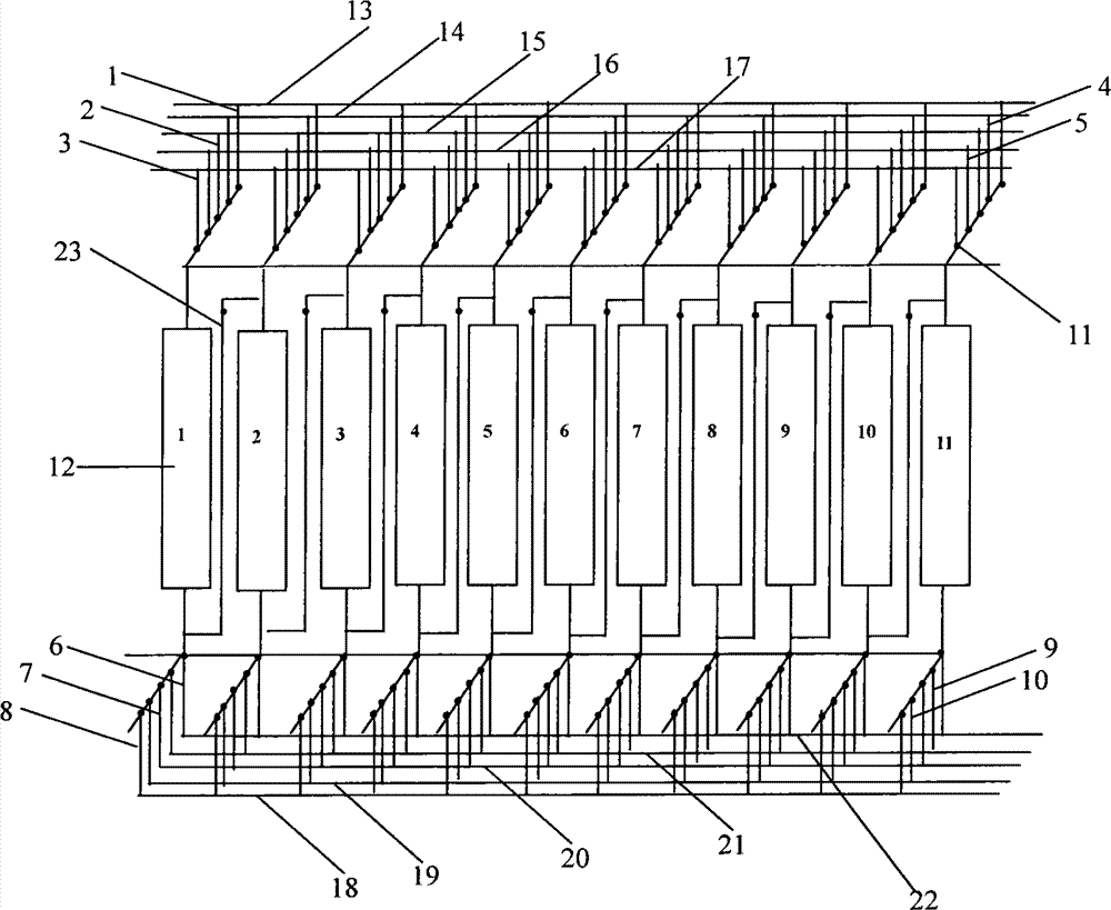 Continuous ion exchange device and method for extracting gallium from Bayer mother solution